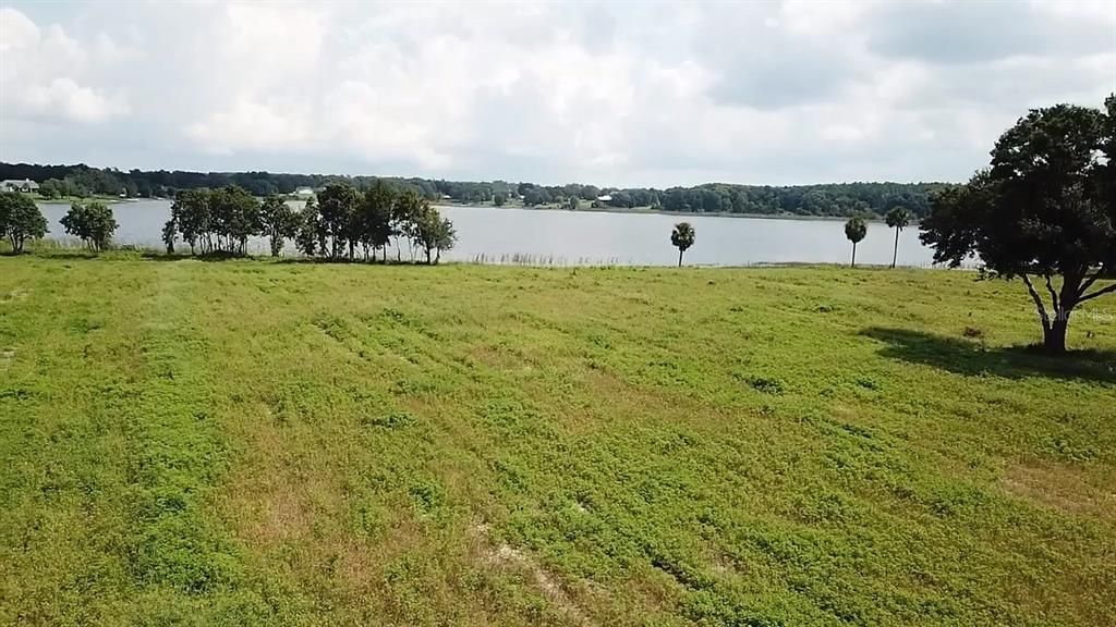 En Venta: $2,500,000 (45.52 acres)