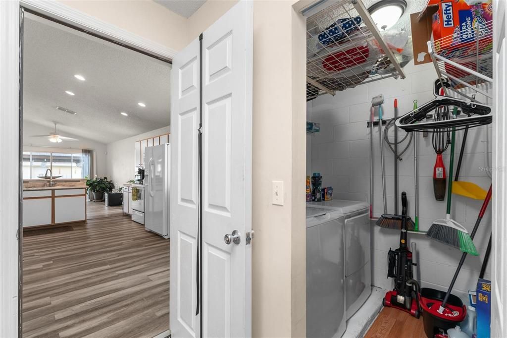 Laundry Room, washer and dryer convey