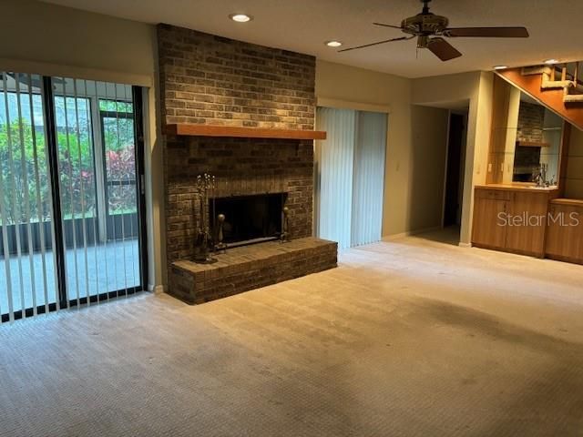 family room w/sliders to patio