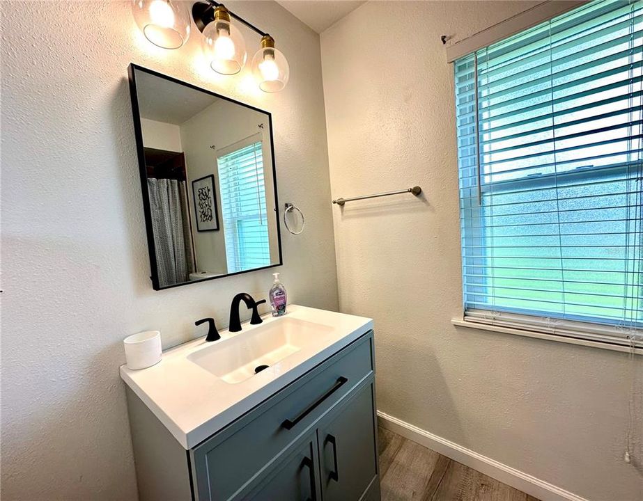 For Rent: $3,150 (3 beds, 2 baths, 1455 Square Feet)