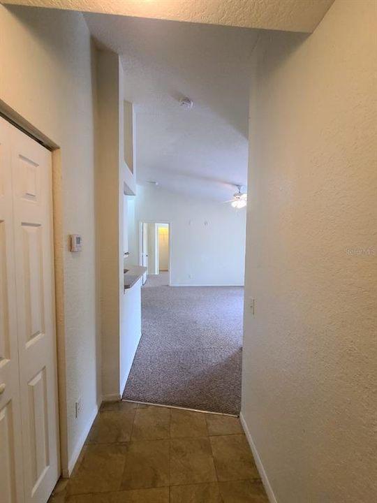 For Rent: $1,500 (2 beds, 2 baths, 971 Square Feet)