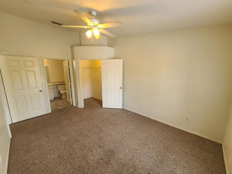 For Rent: $1,500 (2 beds, 2 baths, 971 Square Feet)