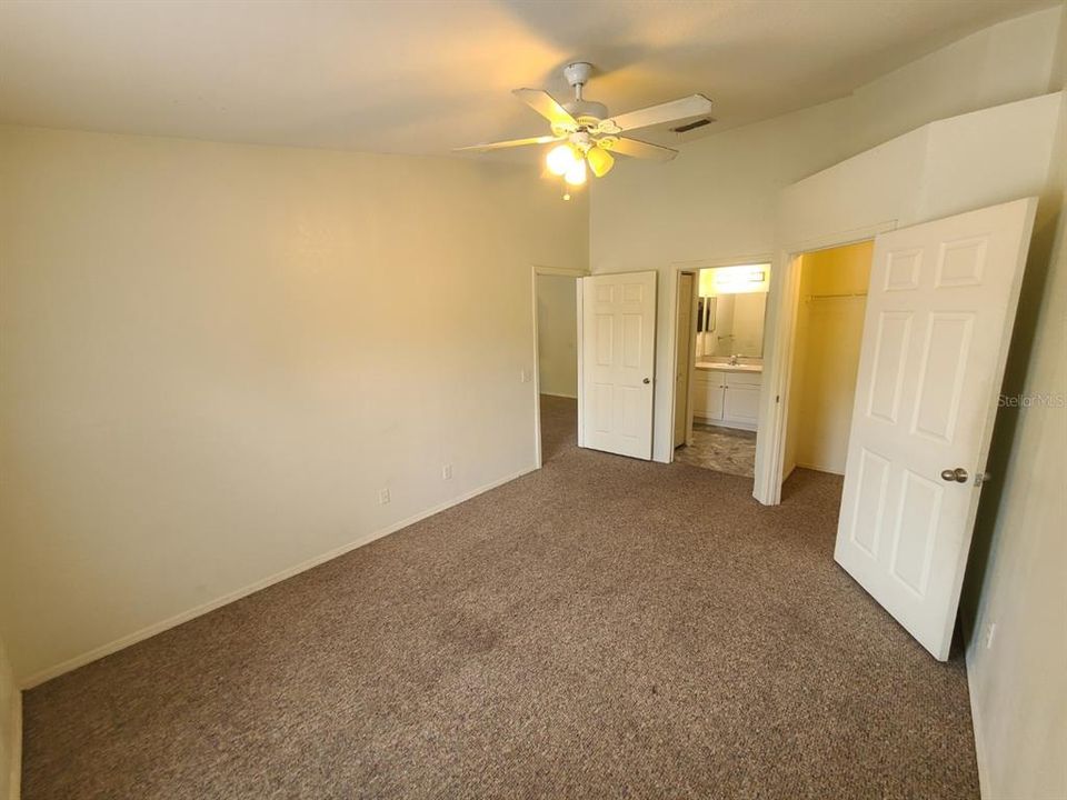 For Rent: $1,500 (2 beds, 2 baths, 971 Square Feet)