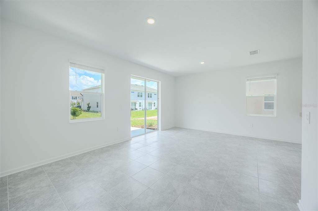 Active With Contract: $2,450 (3 beds, 2 baths, 1834 Square Feet)