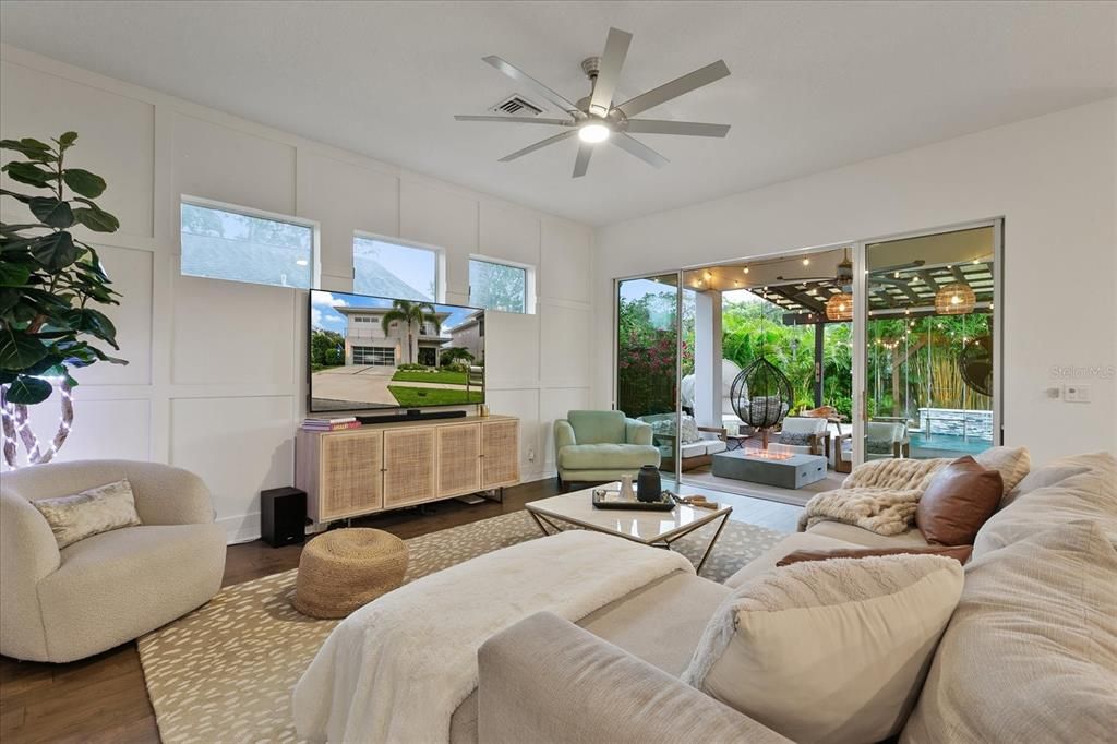 Active With Contract: $1,050,000 (4 beds, 3 baths, 2520 Square Feet)