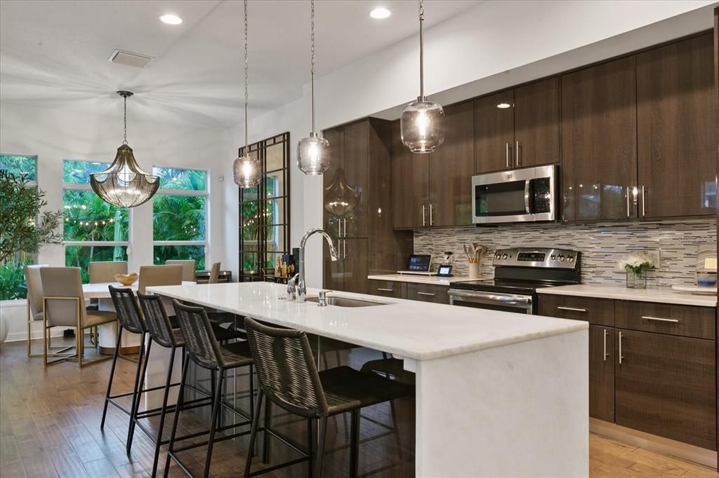 Active With Contract: $1,050,000 (4 beds, 3 baths, 2520 Square Feet)