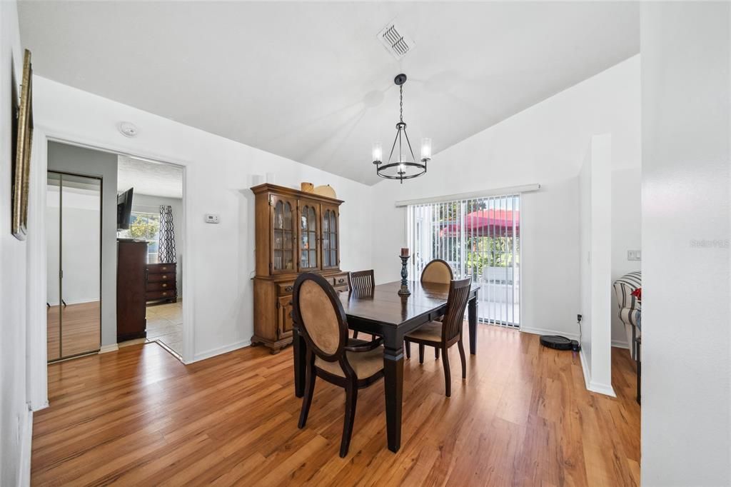 For Sale: $539,500 (3 beds, 2 baths, 2332 Square Feet)