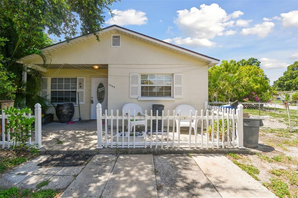 Recently Sold: $230,000 (3 beds, 2 baths, 1224 Square Feet)