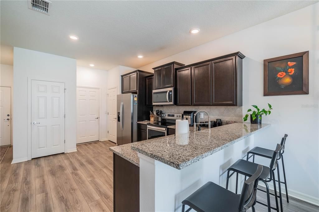 Active With Contract: $2,095 (2 beds, 2 baths, 1588 Square Feet)