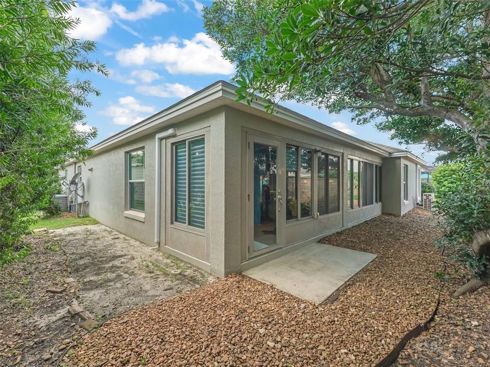 For Sale: $639,000 (3 beds, 2 baths, 2005 Square Feet)