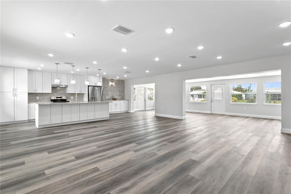 Open concept living room/dining room