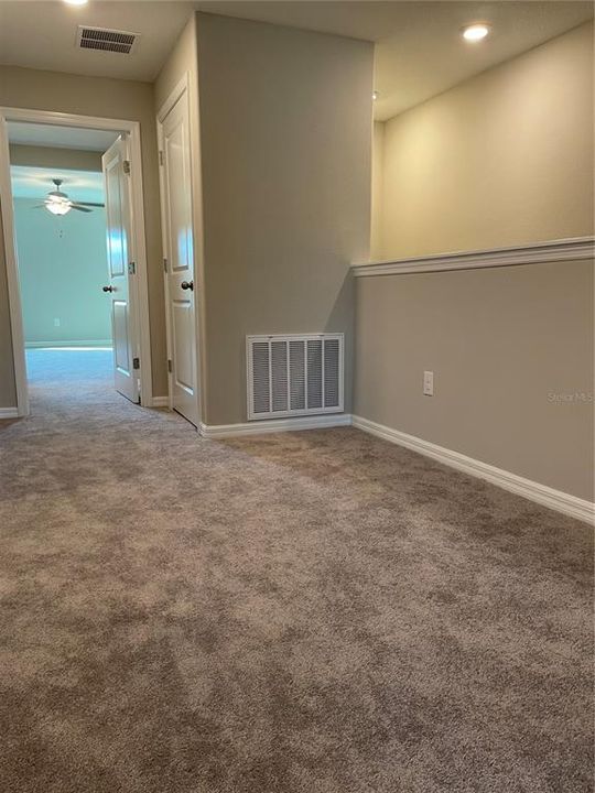 For Rent: $2,100 (3 beds, 2 baths, 1634 Square Feet)