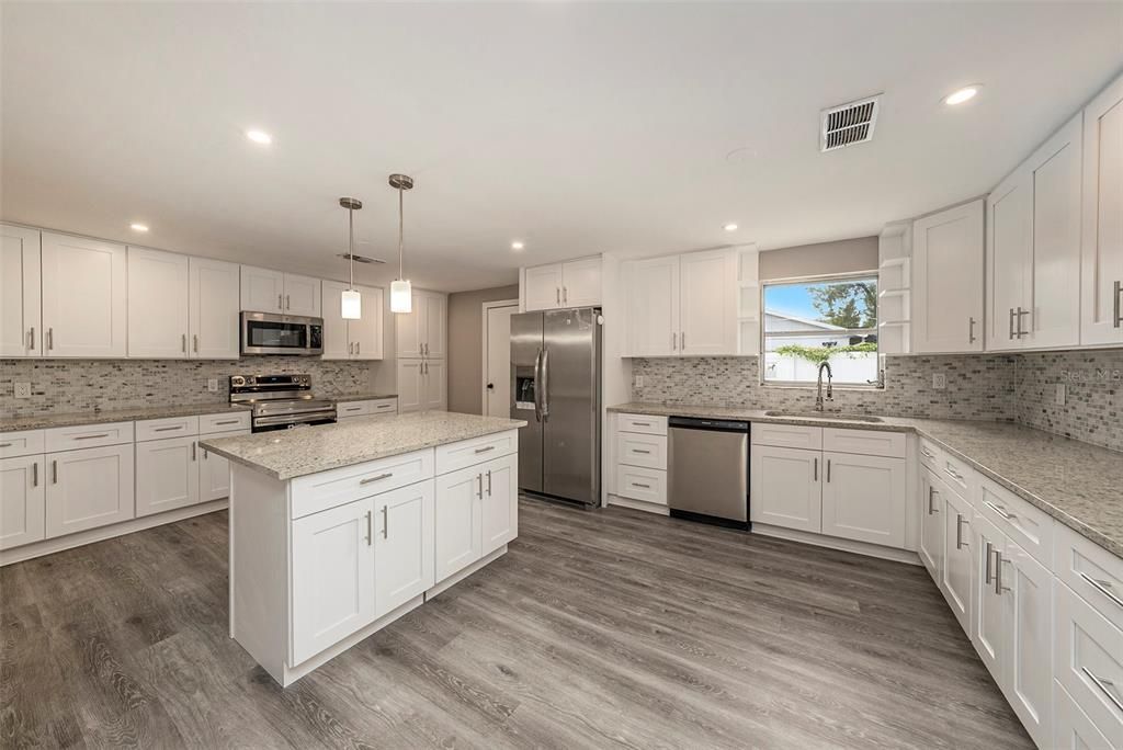 For Sale: $392,899 (4 beds, 2 baths, 2099 Square Feet)