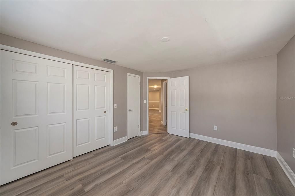 For Sale: $392,899 (4 beds, 2 baths, 2099 Square Feet)