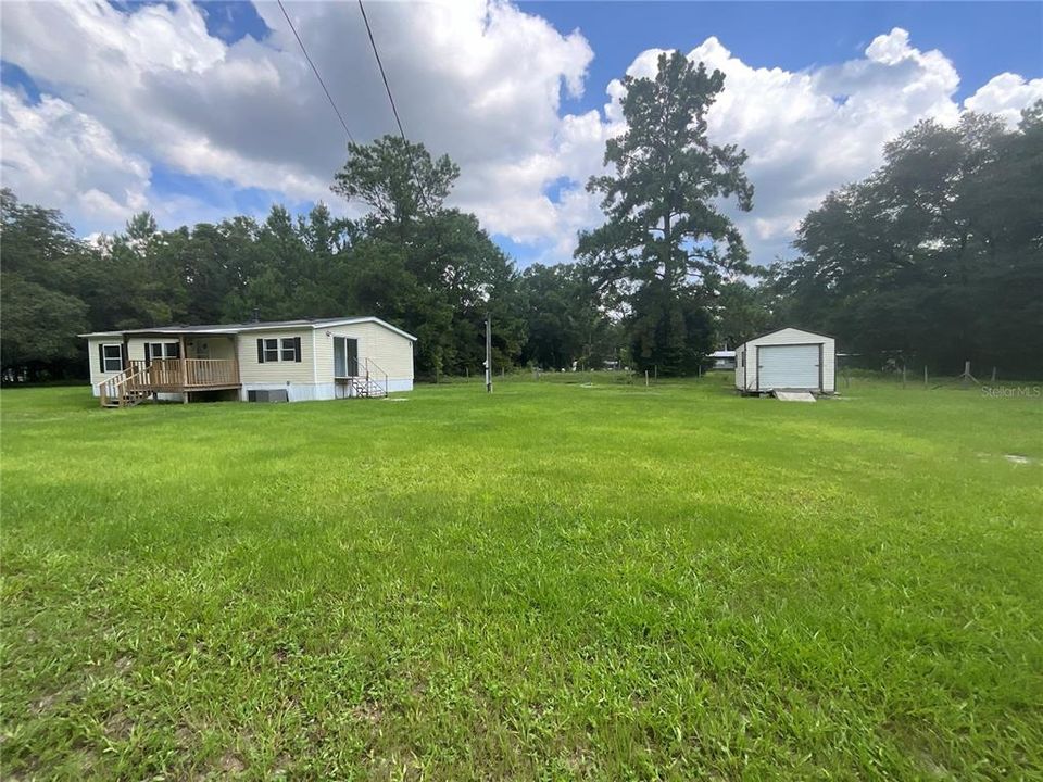 For Sale: $156,000 (3 beds, 2 baths, 1188 Square Feet)