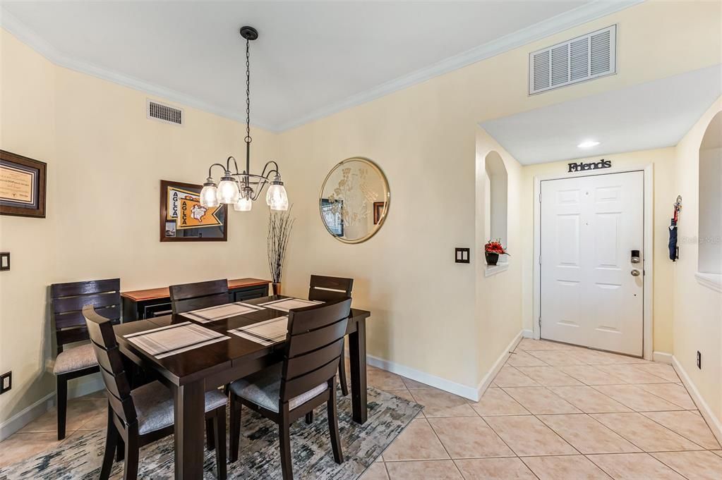 For Sale: $289,750 (3 beds, 2 baths, 1249 Square Feet)