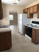 For Rent: $1,150 (2 beds, 1 baths, 777 Square Feet)