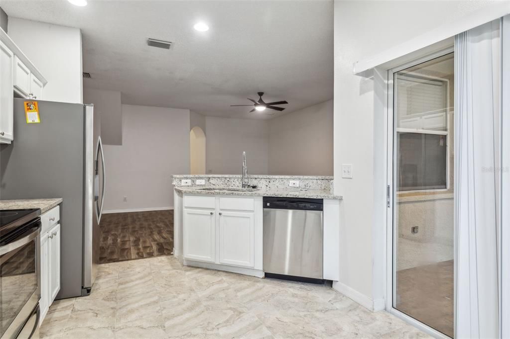 Active With Contract: $2,850 (3 beds, 2 baths, 1453 Square Feet)