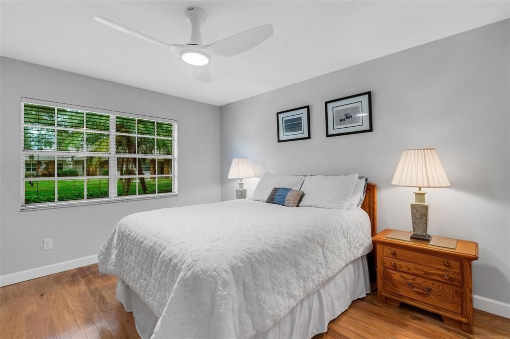 Large guest bedroom with relaxing green views nicely separated in front~