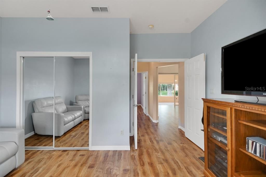 Active With Contract: $299,900 (3 beds, 2 baths, 1774 Square Feet)