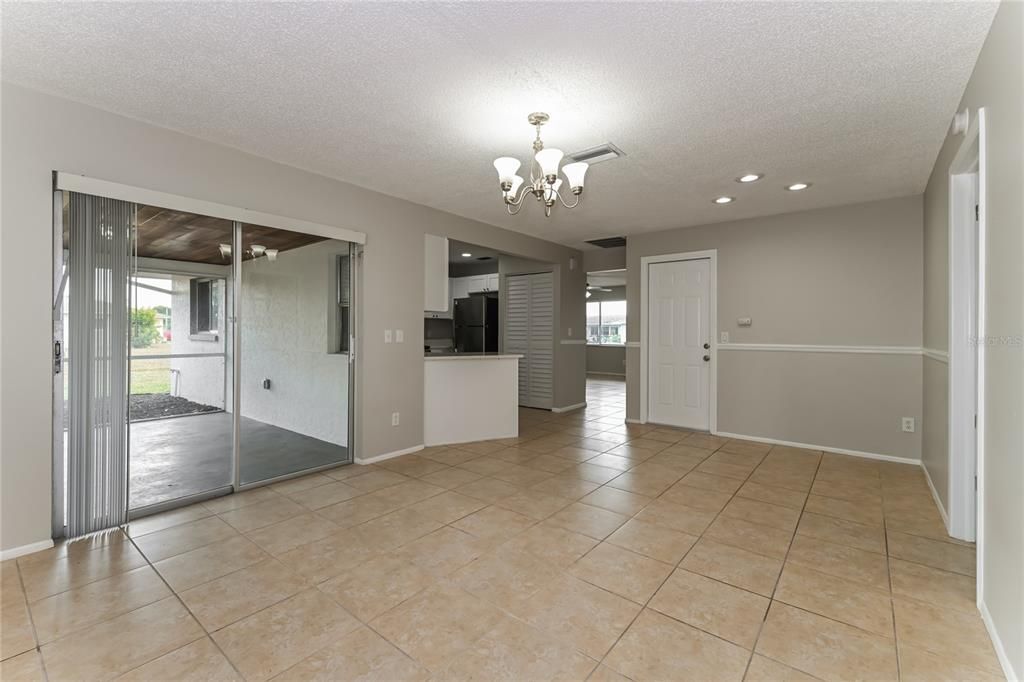 For Rent: $1,995 (3 beds, 2 baths, 1312 Square Feet)