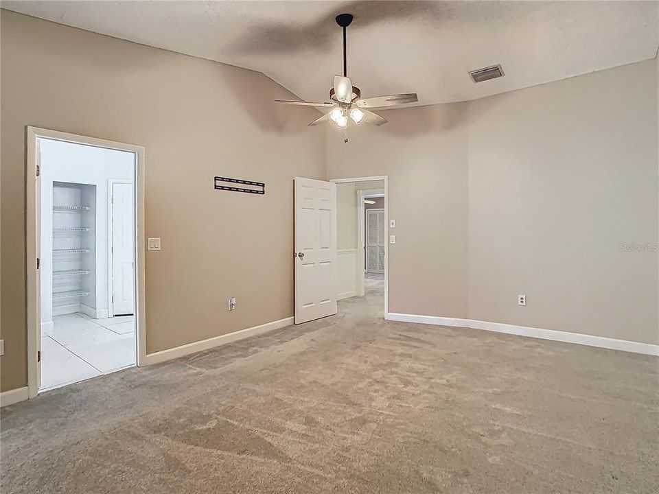 For Rent: $2,500 (2 beds, 2 baths, 1689 Square Feet)