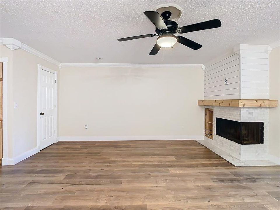 For Rent: $2,500 (2 beds, 2 baths, 1689 Square Feet)