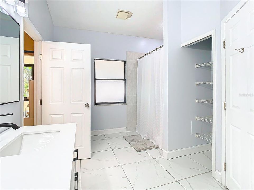 For Rent: $2,500 (2 beds, 2 baths, 1689 Square Feet)