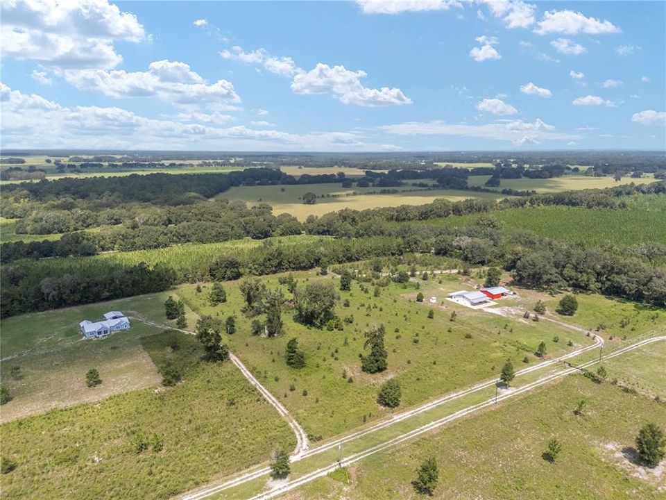 На продажу: $184,000 (6.10 acres)