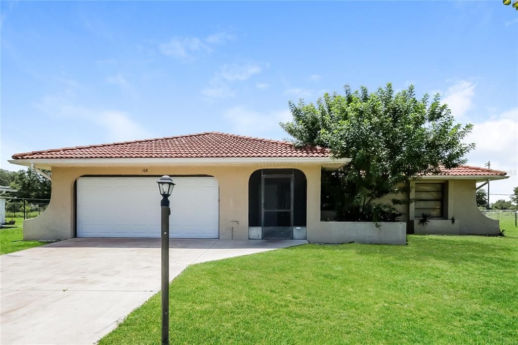 For Rent: $2,078 (3 beds, 2 baths, 1334 Square Feet)