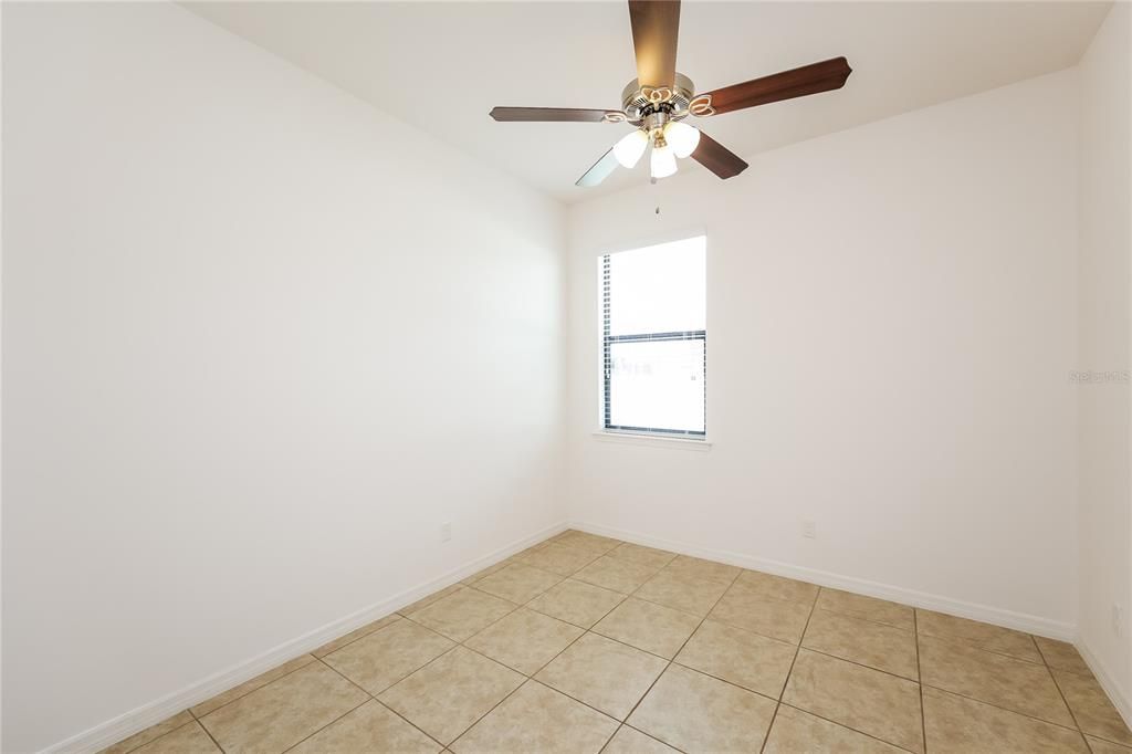 For Rent: $2,265 (4 beds, 2 baths, 1853 Square Feet)