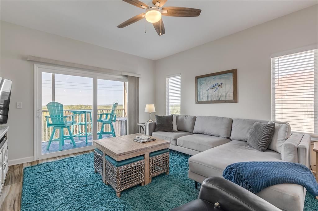 Active With Contract: $485,000 (3 beds, 3 baths, 1531 Square Feet)