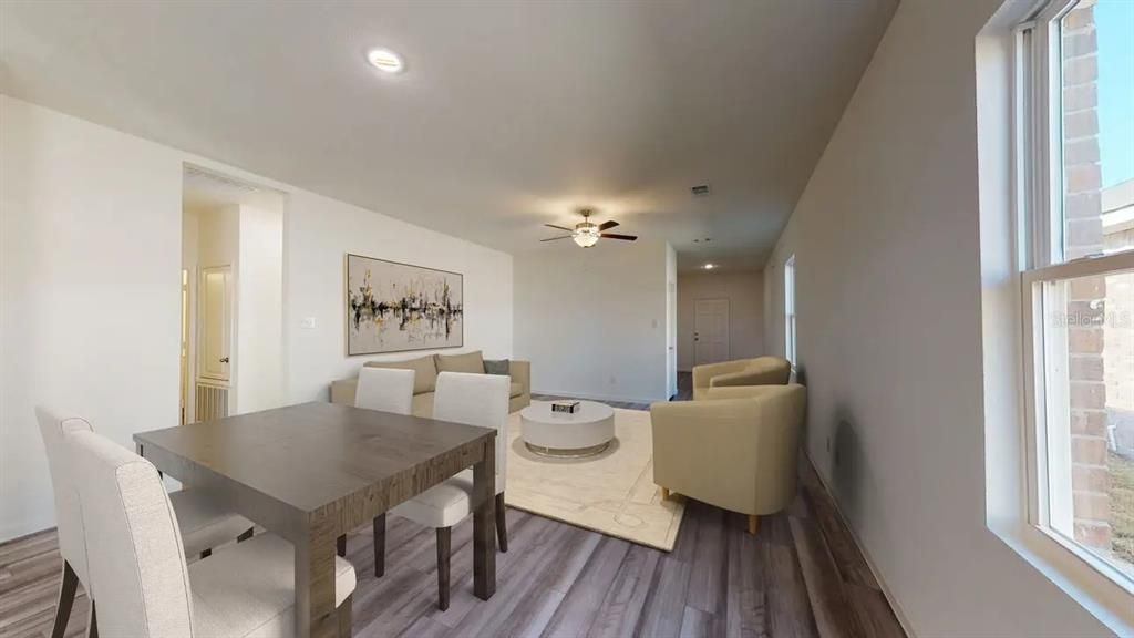 Active With Contract: $314,990 (3 beds, 2 baths, 1401 Square Feet)