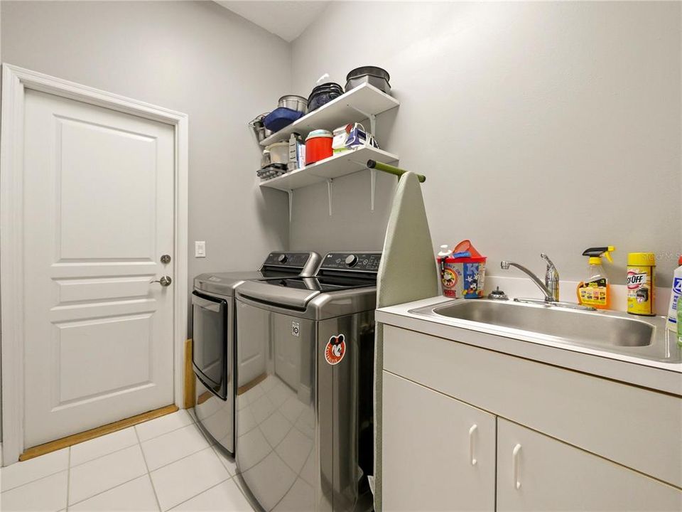 LAUNDRY ROOM OFF FROM GARAGE