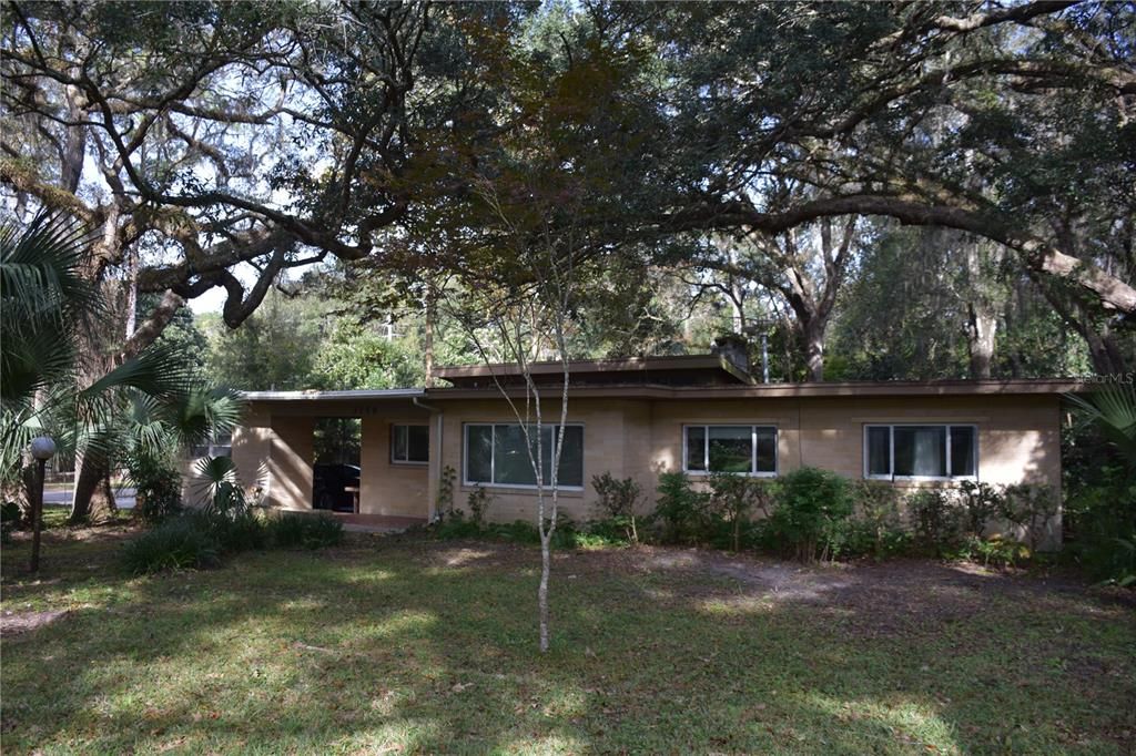 For Rent: $2,400 (3 beds, 2 baths, 1536 Square Feet)