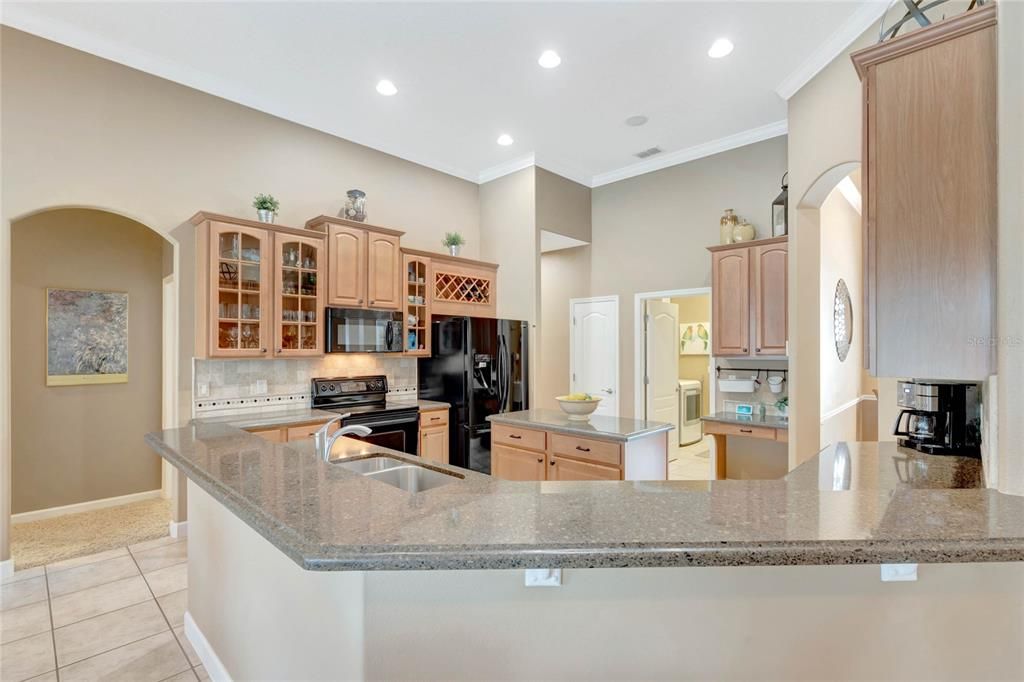 Active With Contract: $750,000 (4 beds, 3 baths, 2722 Square Feet)