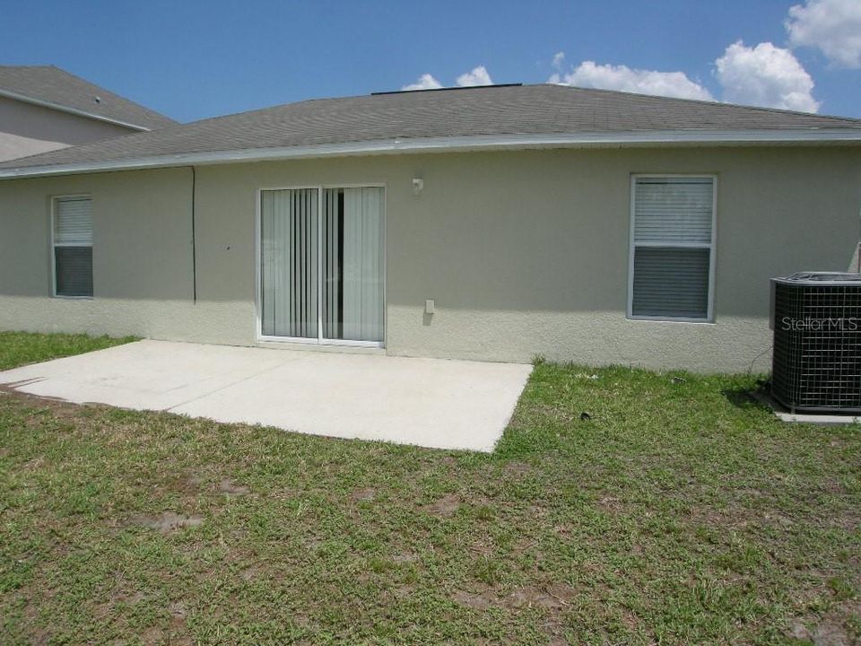 For Rent: $1,995 (3 beds, 2 baths, 1264 Square Feet)