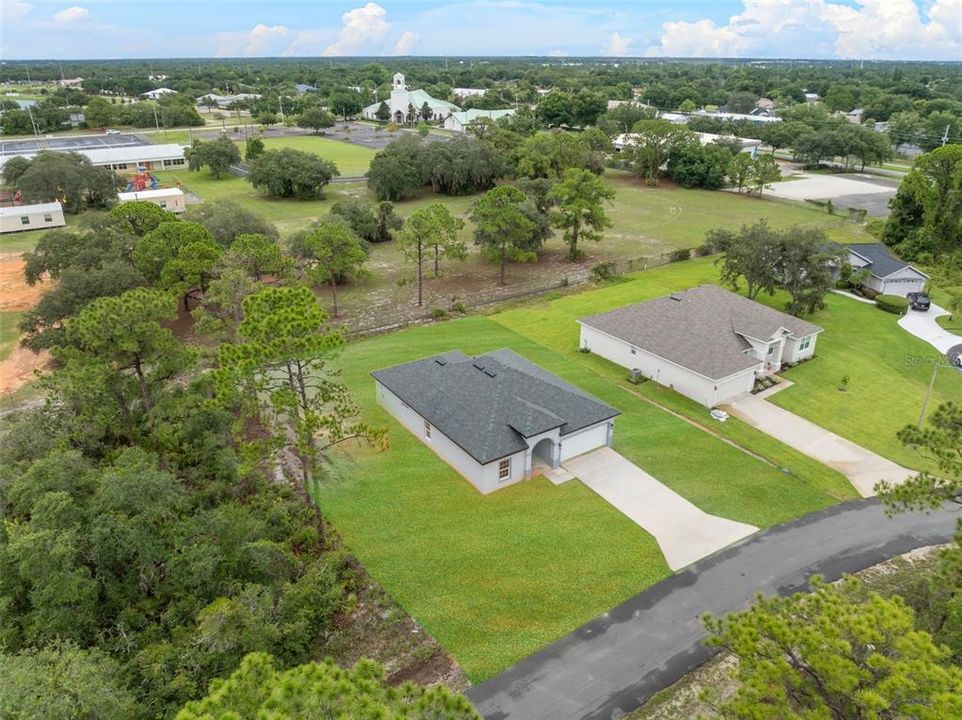 For Sale: $319,900 (3 beds, 2 baths, 1333 Square Feet)