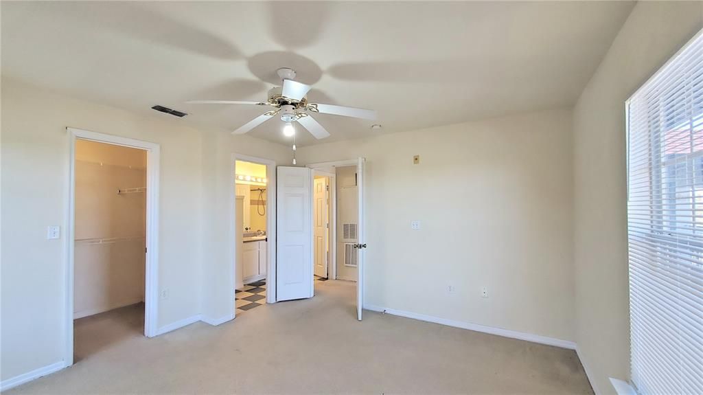 For Rent: $1,264 (1 beds, 1 baths, 768 Square Feet)