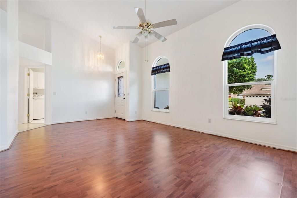 Active With Contract: $429,900 (3 beds, 2 baths, 1831 Square Feet)