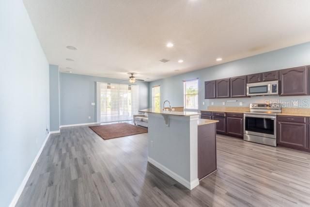 For Sale: $469,900 (3 beds, 2 baths, 2157 Square Feet)