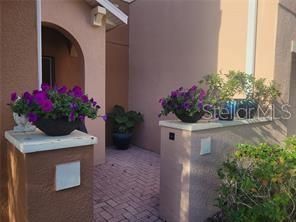 Active With Contract: $2,000 (3 beds, 2 baths, 1476 Square Feet)