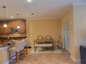 Active With Contract: $2,000 (3 beds, 2 baths, 1476 Square Feet)