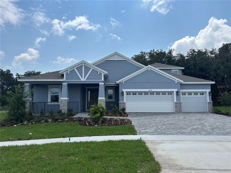 Recently Sold: $967,820 (5 beds, 4 baths, 3949 Square Feet)