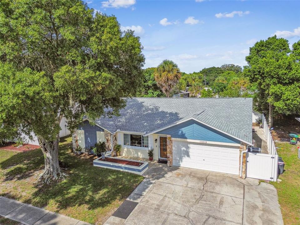 Active With Contract: $350,000 (4 beds, 2 baths, 1758 Square Feet)