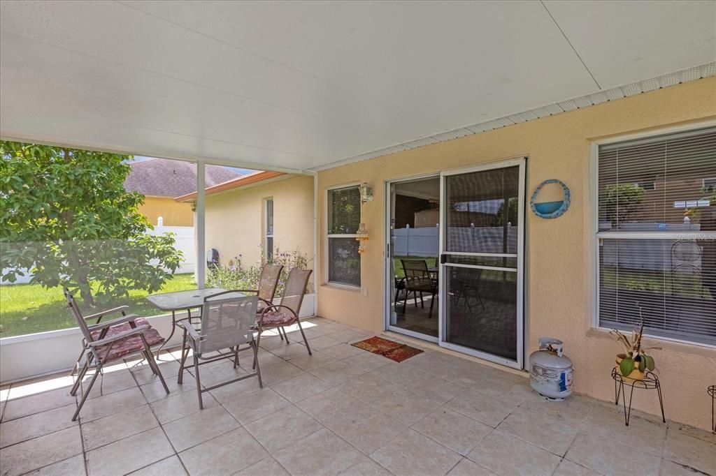 Active With Contract: $315,000 (3 beds, 2 baths, 1813 Square Feet)