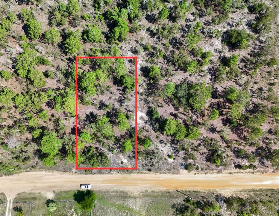 На продажу: $3,900 (0.23 acres)