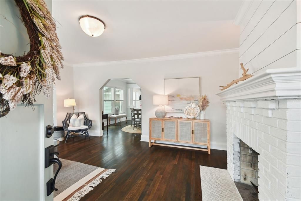 Active With Contract: $1,890,000 (5 beds, 4 baths, 3438 Square Feet)