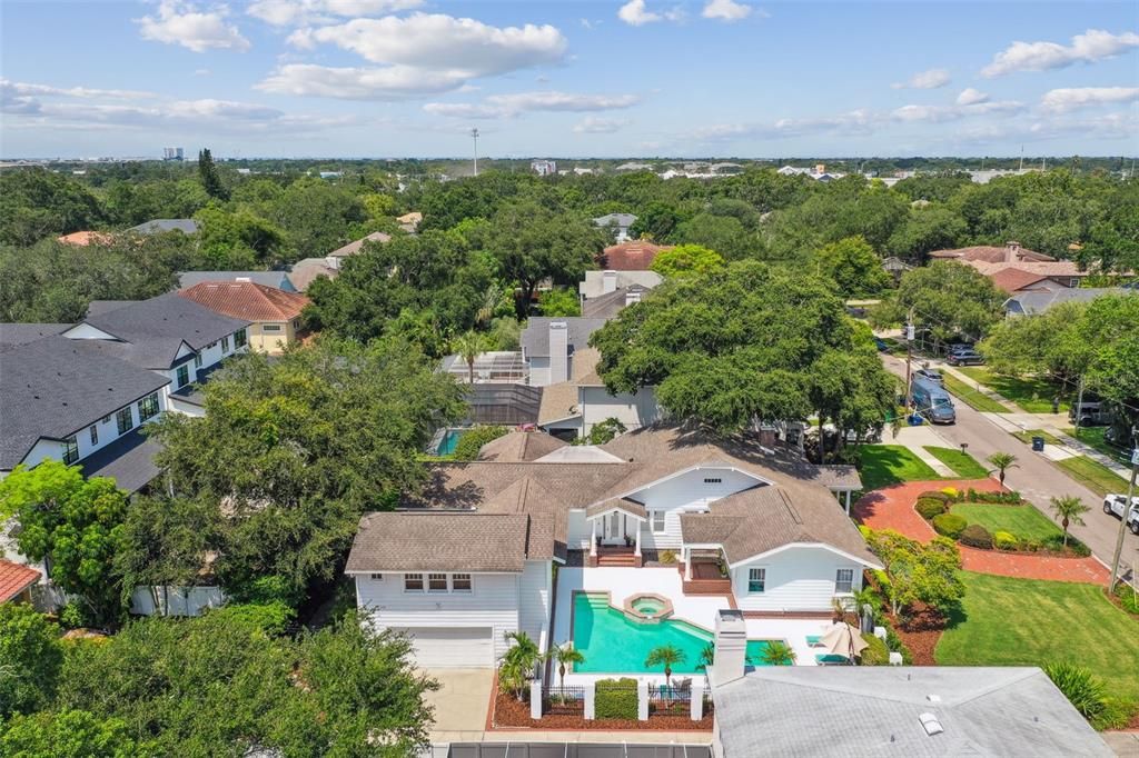 Active With Contract: $1,890,000 (5 beds, 4 baths, 3438 Square Feet)