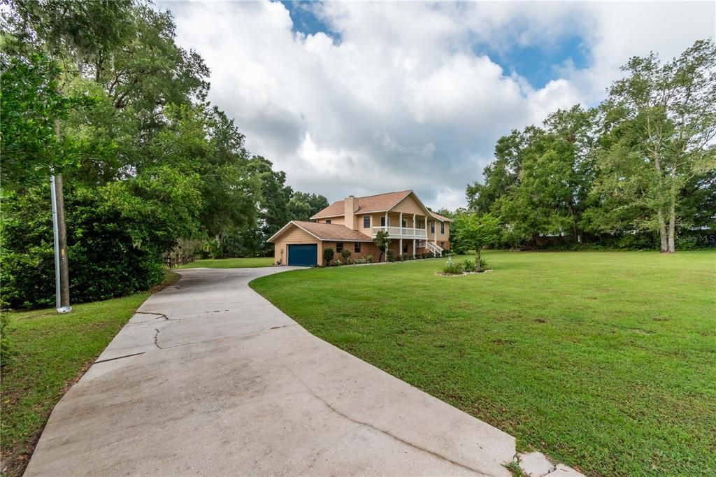 Active With Contract: $520,000 (4 beds, 3 baths, 2884 Square Feet)